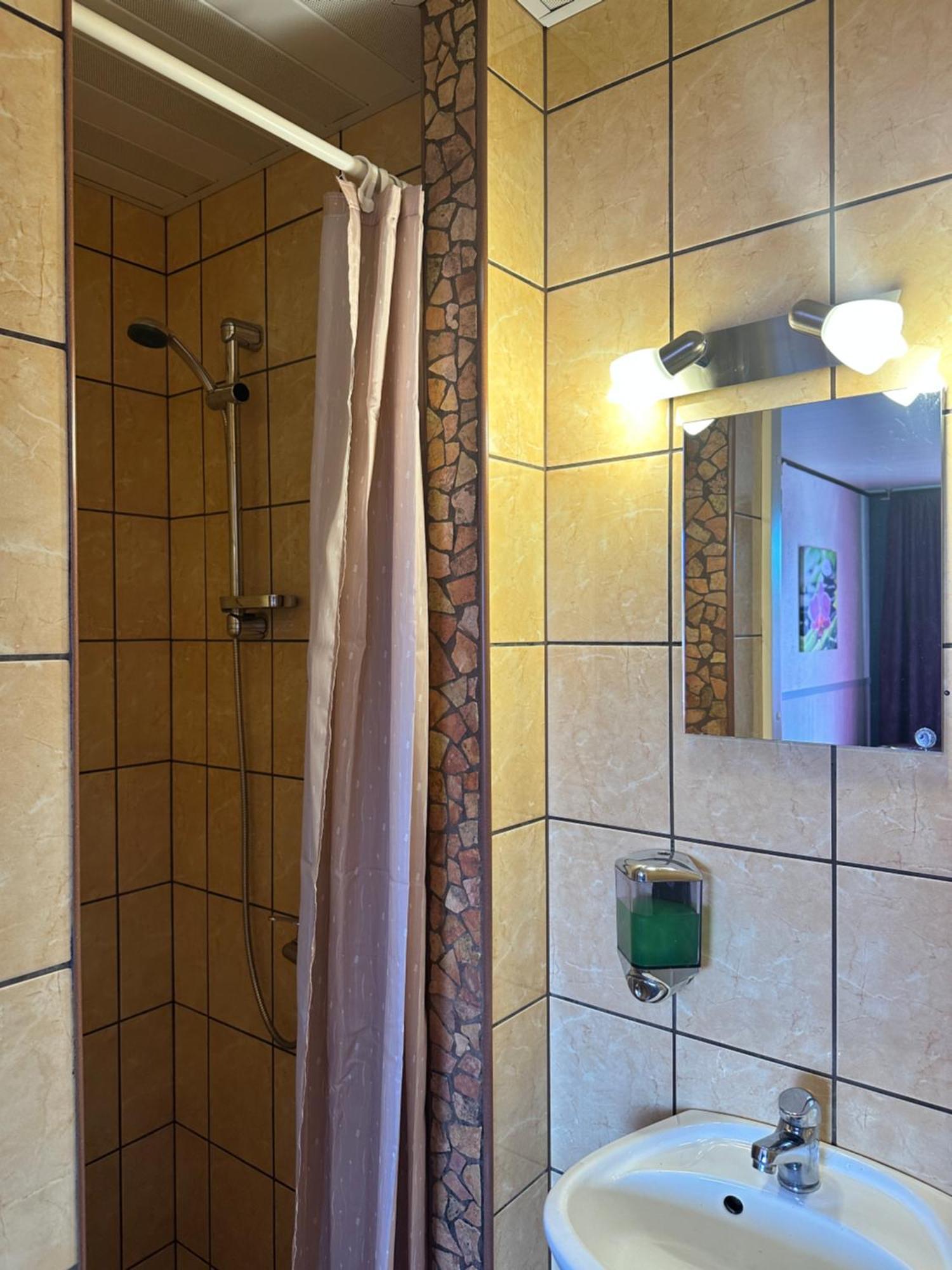 Guesthouse Maenniku Παρνού Εξωτερικό φωτογραφία