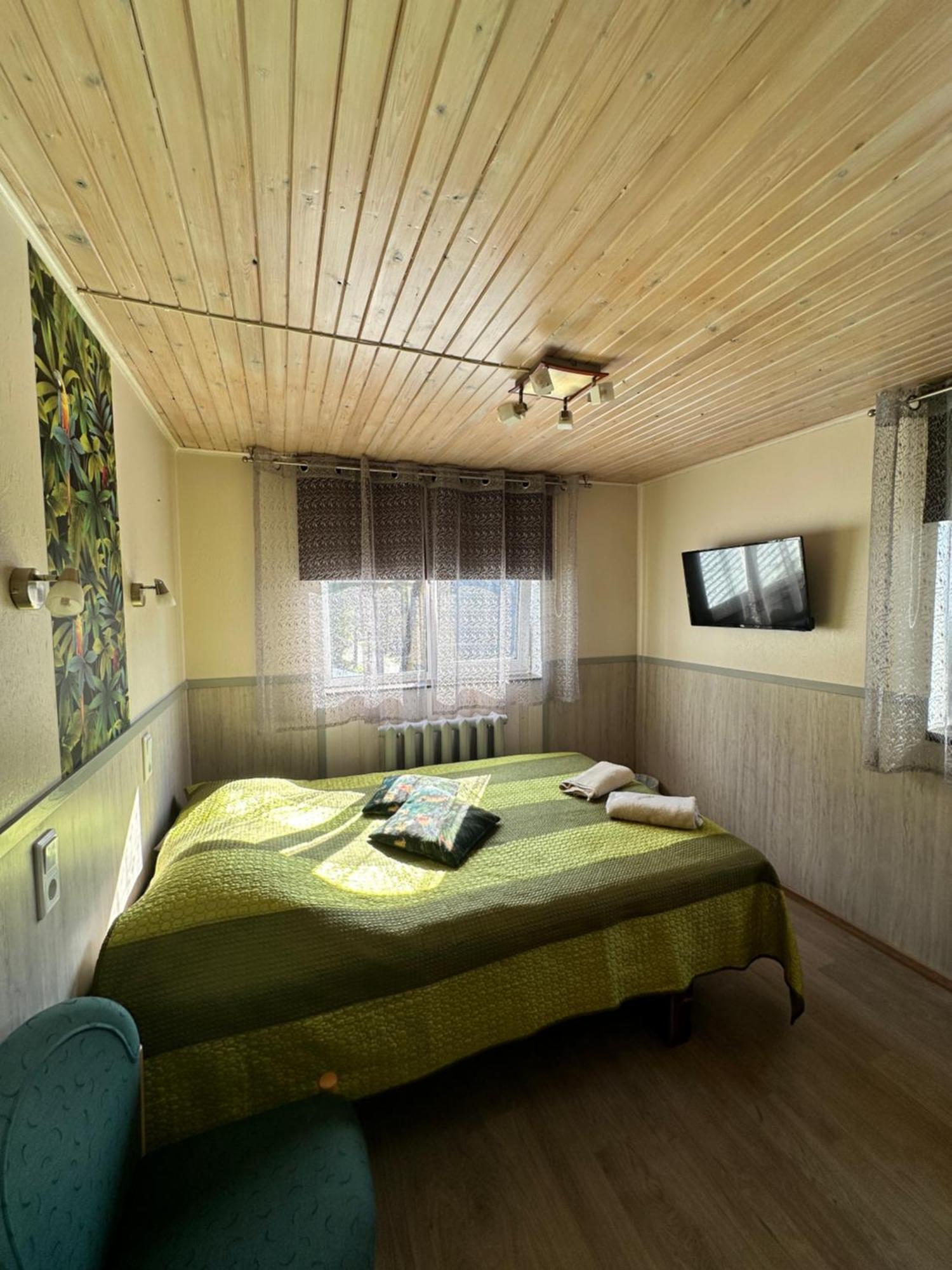 Guesthouse Maenniku Παρνού Εξωτερικό φωτογραφία