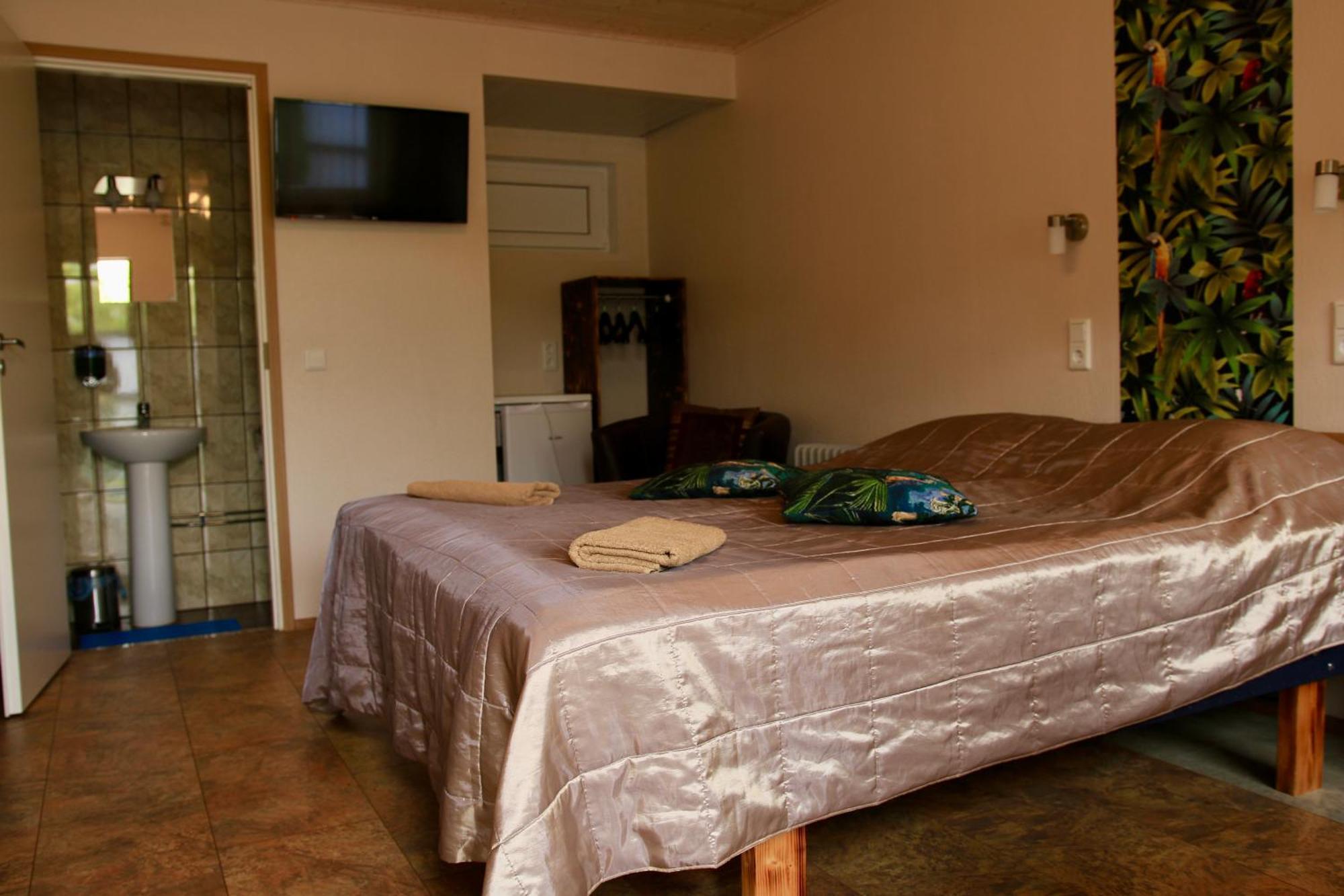 Guesthouse Maenniku Παρνού Εξωτερικό φωτογραφία